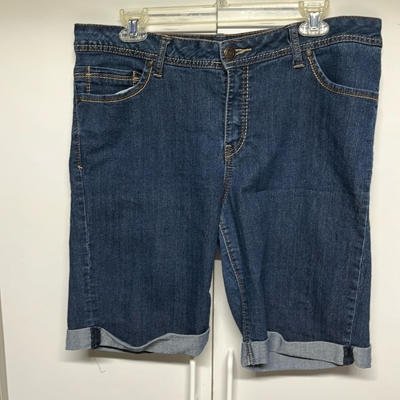 Faded Glory Jean Shorts - Picture 1 of 11